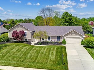 1135 Chisolm Trl, Dayton, OH 45458