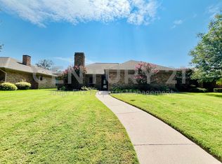 3916 Bobbin Ln, Addison, TX 75001