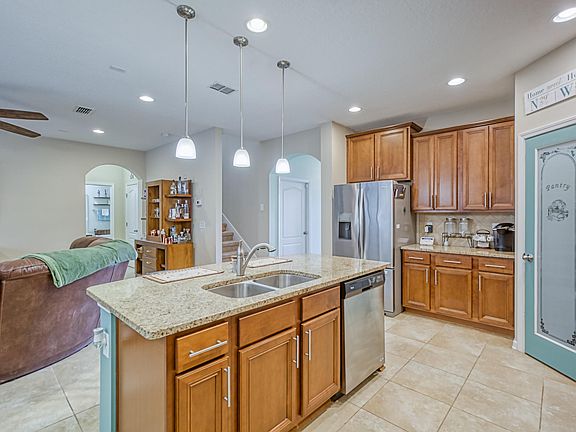 5th image of 274 Colorado Springs Way