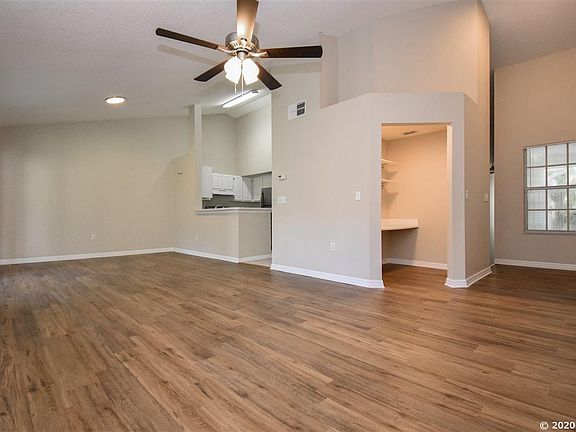 3rd image of 10000 SW 52nd Ave APT K62