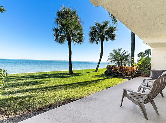 3rd image of 7540 Sunshine Skyway Ln S APT T37