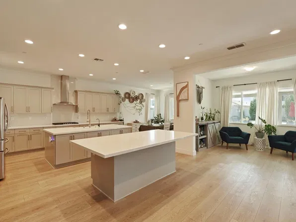 3242 Shrute Dr, Lathrop, CA 95330