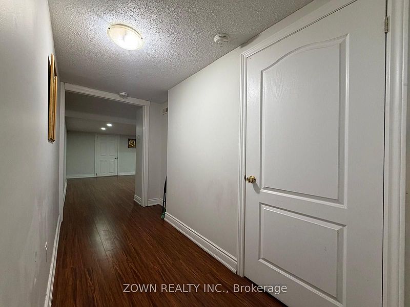 Brampton House for rent - 3 Bedrooms — photo 14