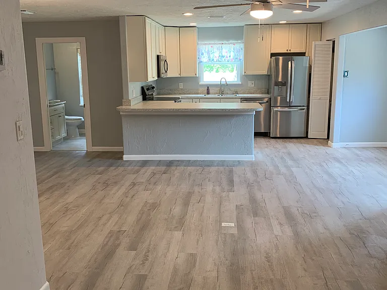 1500 Pine Island Rd #B — Photo 2