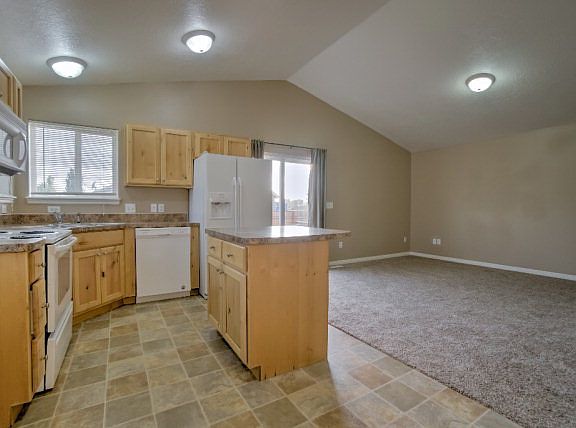 4th image of 3874 E Deloy Dr
