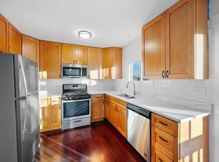 5747 Allemong Dr, Matteson, IL 60443