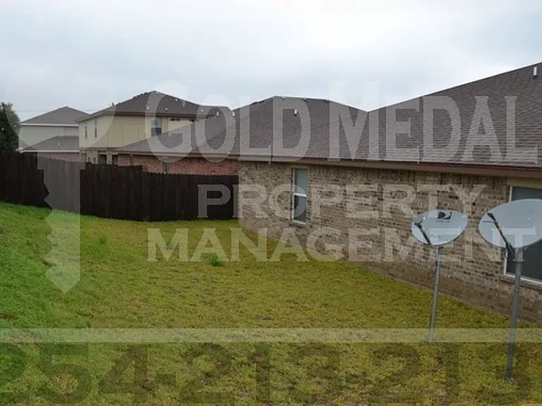 1110 Grace Point Dr — Photo 23