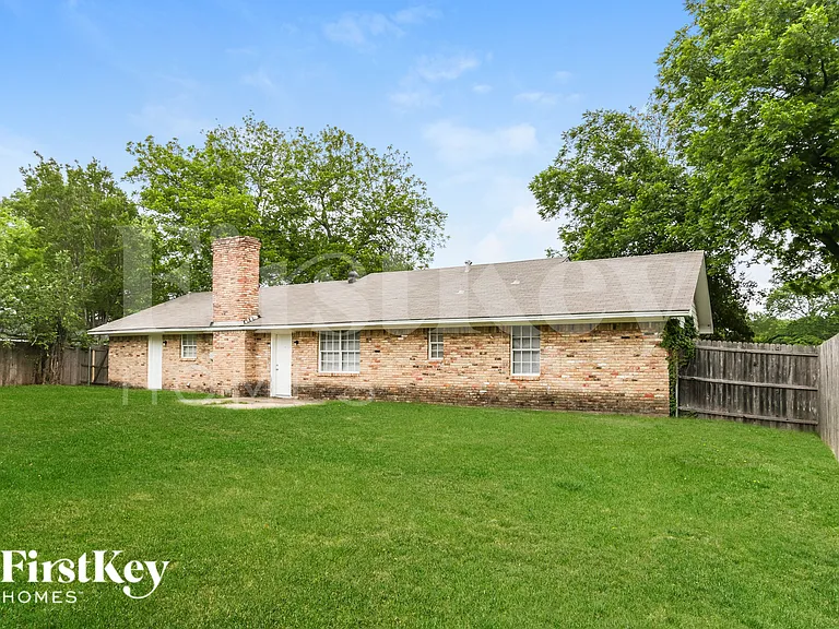115 Brook Hollow Dr — Photo 18