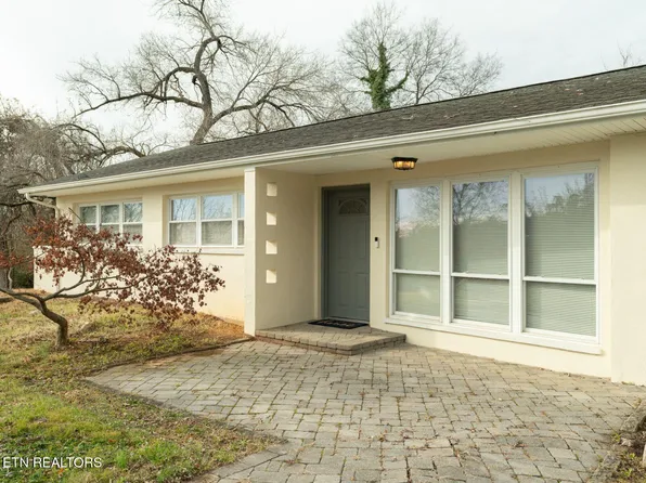 1505 NW Holman Rd, Knoxville, TN 37909