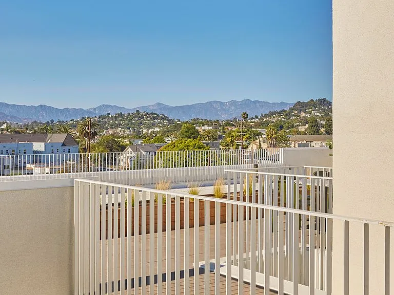 636 N. Juanita Ave, Los Angeles, CA 90004 — Photo 23