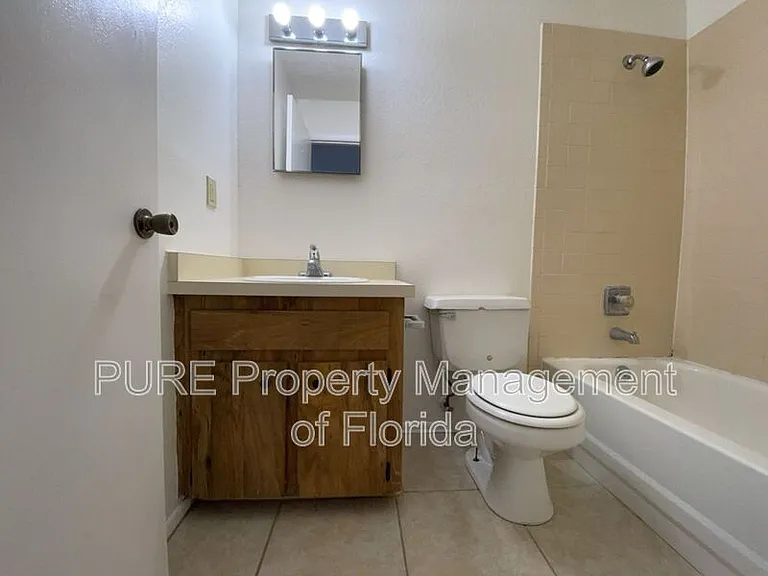 5420 SE 29th Pl #A — Photo 16