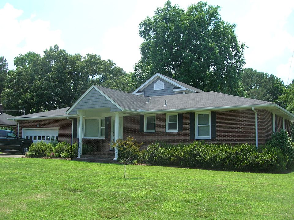1st image of 921 Old Homestead Ln