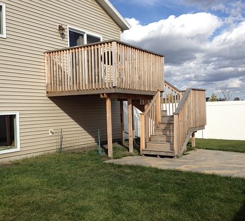 4th image of 905 31st Ave W