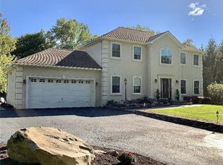 13 Deer Run Rd, Newburgh, NY 12550