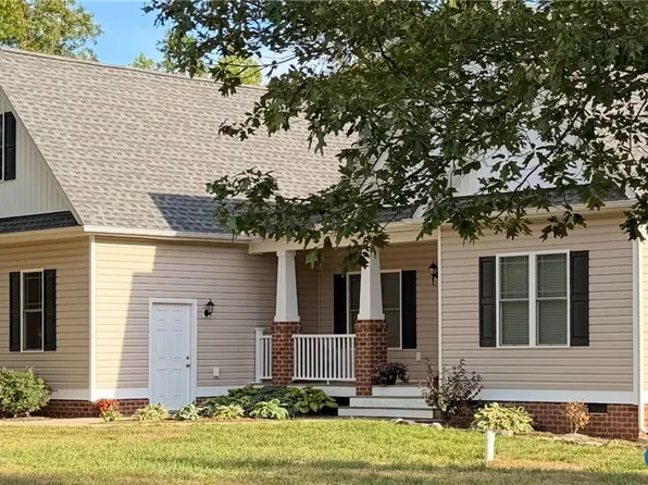 153 Beagle Run Dr, Bumpass, VA 23024