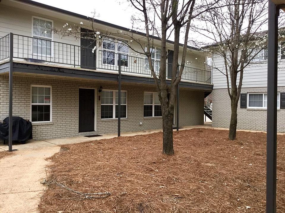 1st image of 1802 Jackson Ave W APT 196