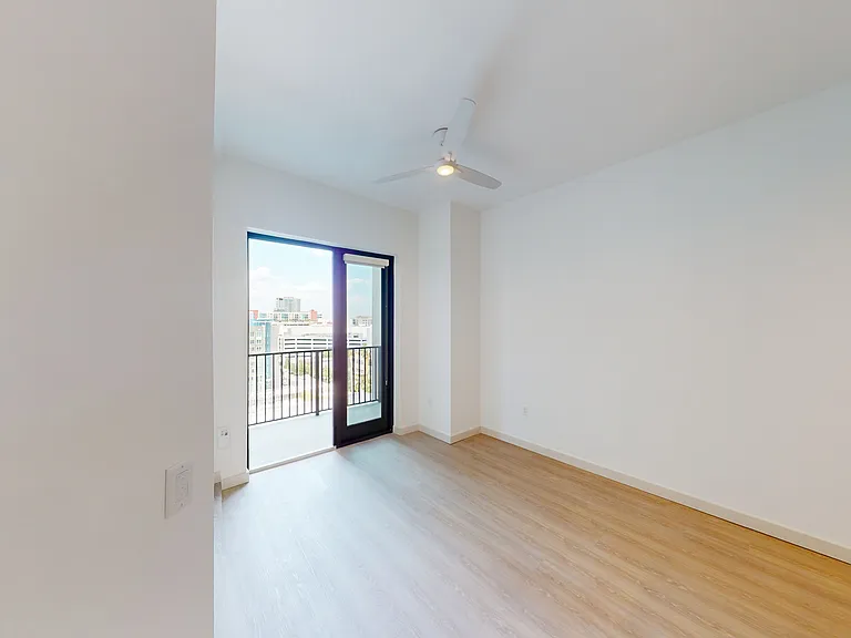 101 N Meridian — Photo 112
