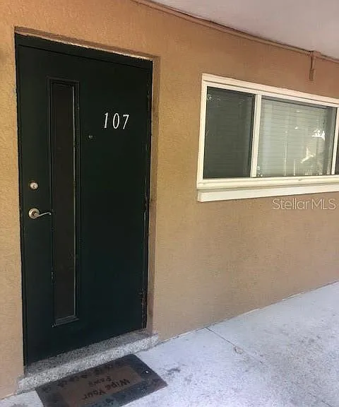 212 S Church Ave #107 — Photo 1