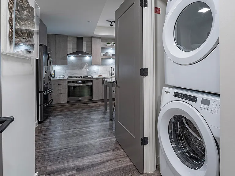 Apartment with In-Home Washer and Dryer