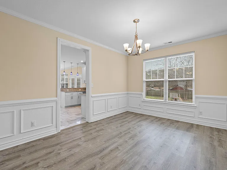 710 Beach Rd — Photo 14