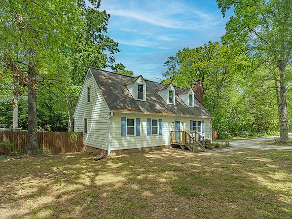 2nd image of 508 Sunray Ct
