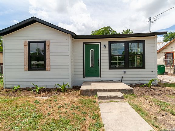 3rd image of 922 SUNGLO DR