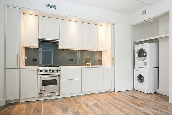 Rented by CMB Realty, LLC | media 11