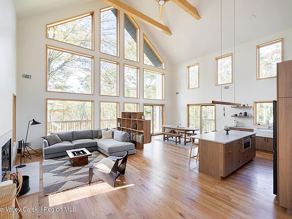 5th image of 130 Abromowitz Road