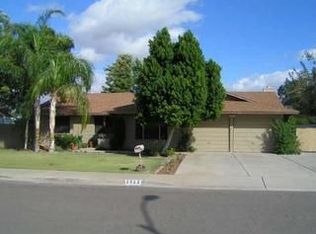 2922 W Campo Bello Dr, Phoenix, AZ 85053