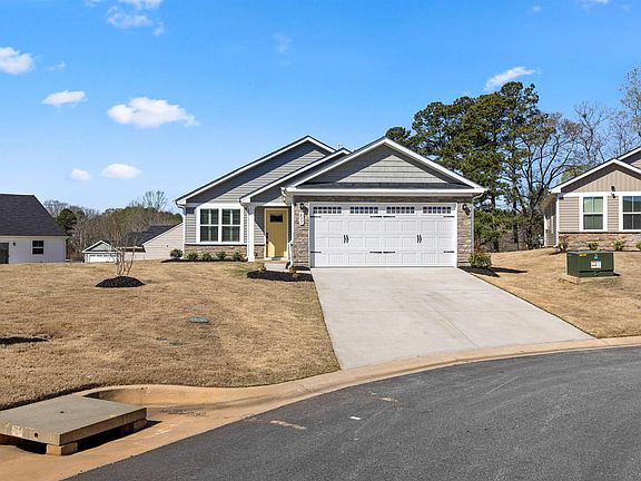 2nd image of 835 Moss Cove Ct