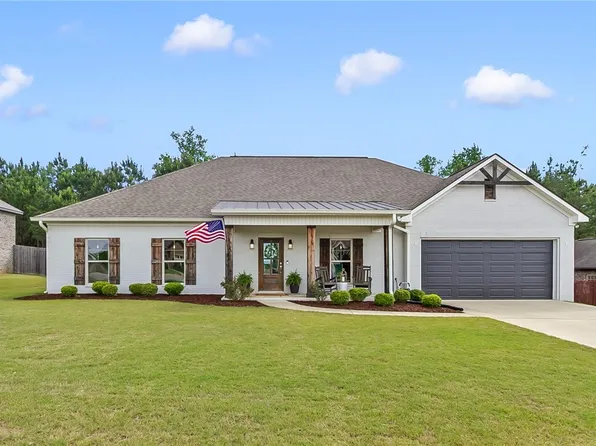 13839 Grand Pointe Blvd, Northport, AL 35475