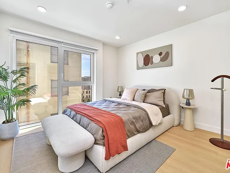 510 S Oxford Ave #310 — Photo 28