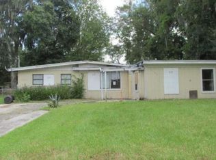 6942 Deauville Rd, Jacksonville, FL 32205