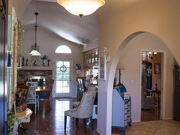 4th image of 9004 Bridlewood Ln