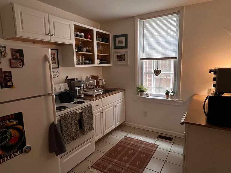 217 S Millvale Ave — Photo 4