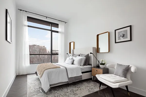 Sold by Compass | media 9