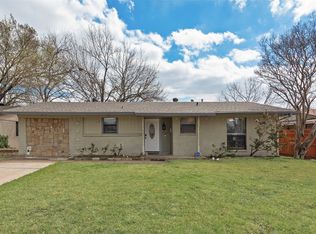 3924 Emerald Dr, Mesquite, TX