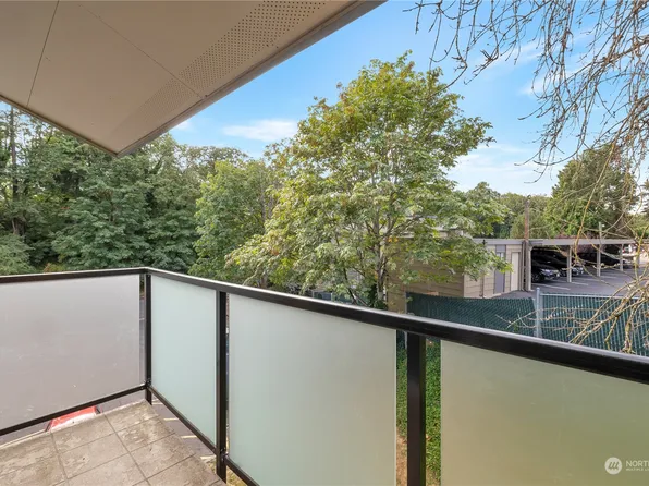 15156 65th Avenue S #1018, Tukwila, WA 98188