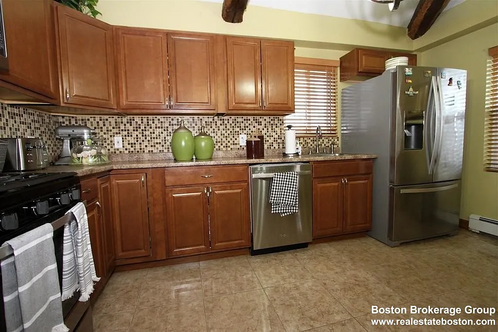 56 Crescent Ave. #2 Dorchester — Photo 2