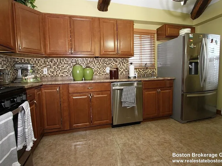 56 Crescent Ave #2 — Photo 2