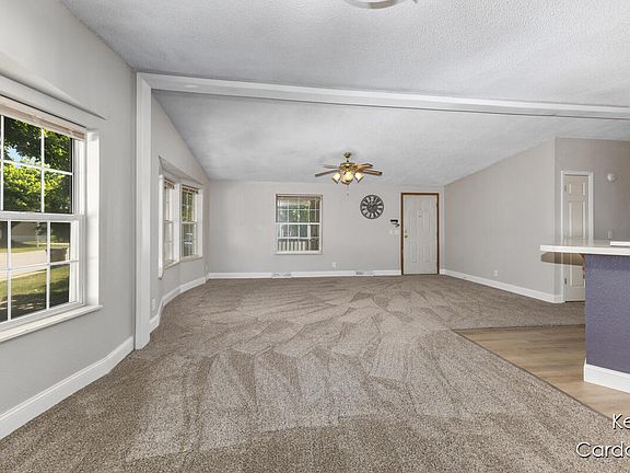 5th image of 6633 Millstone Dr SE