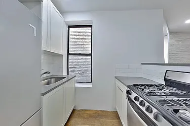 Rented by Platinum Properties