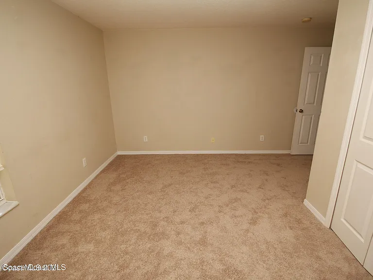 1266 Buffing Cir SE — Photo 9