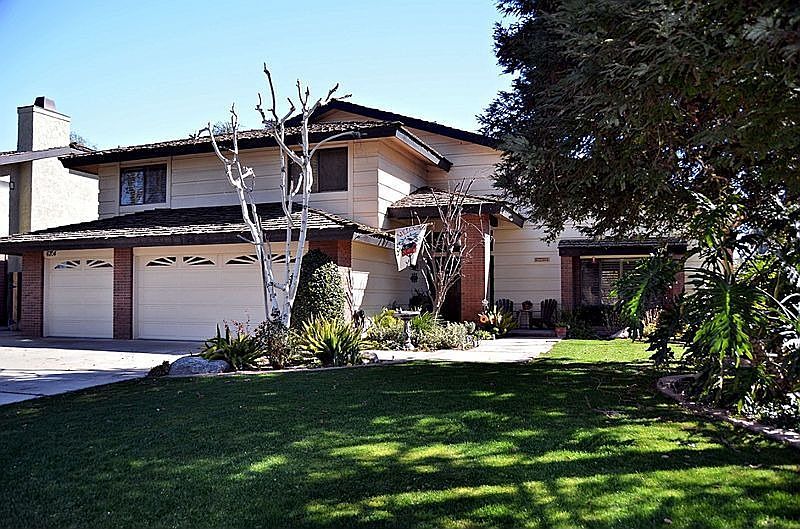 2nd image of 6704 Palm Tree Cir