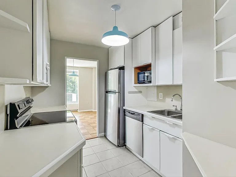 400 O St SW #203 — Photo 1