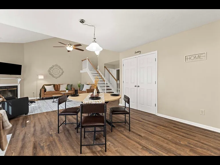 1409 Pleasant Ridge Dr — Photo 8