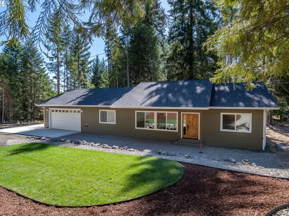 1334 Touchstone Ln, Roseburg, OR 97471