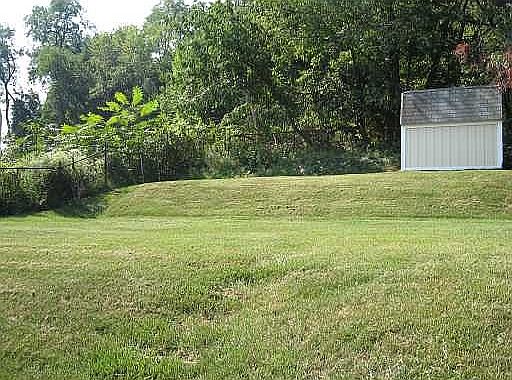 2nd image of 2221 McMonagle Ave