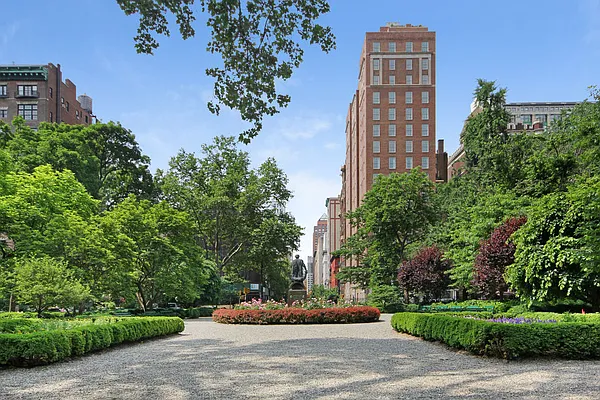 Sold by Corcoran | media 30