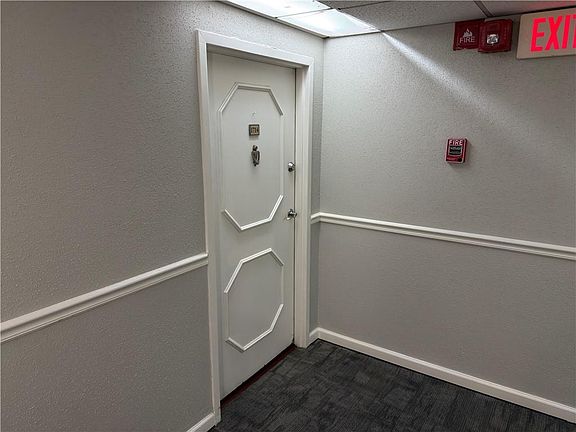 3rd image of 2479 Peachtree Rd NE APT 1714